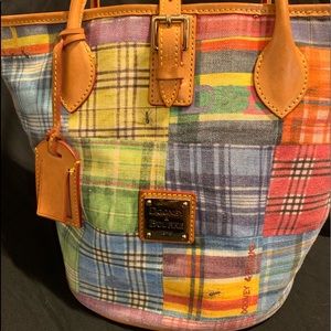 Dooney & Bourke purse